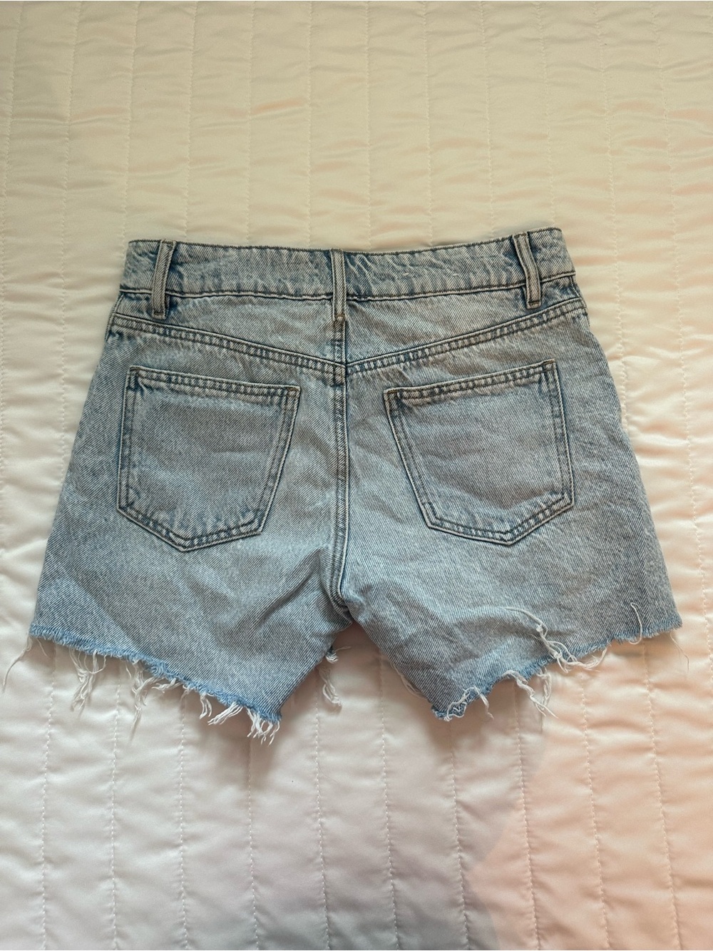 Garage Distressed Light Blue Denim Women’s Vintage Cut-Off Shorts Size 00 - Picture 4 of 4